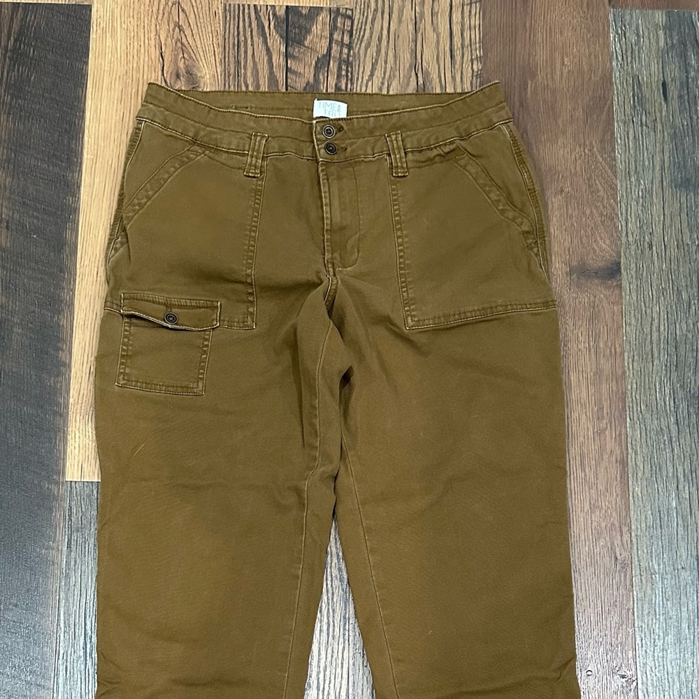Women’s Pants